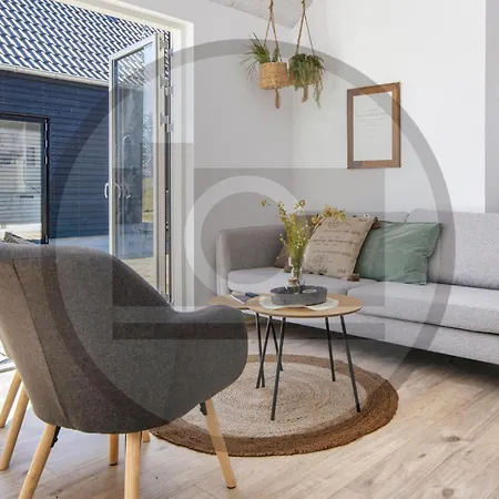 Дом отдыха Pet Friendly In *